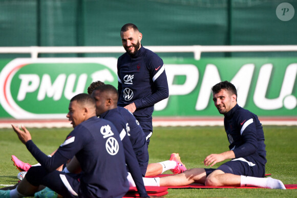 Karim Benzema à l'entraînement de l'équipe de France de football à Clairefontaine, le 28 mai 2021. © Anthony Bibard / Panoramic / Bestimage