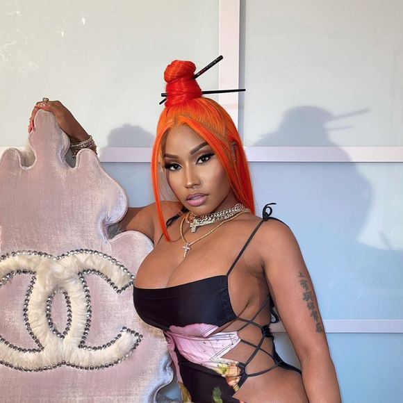 Nicki Minaj a filmé les premiers de son fils et posté la vidéo sur Instagram.