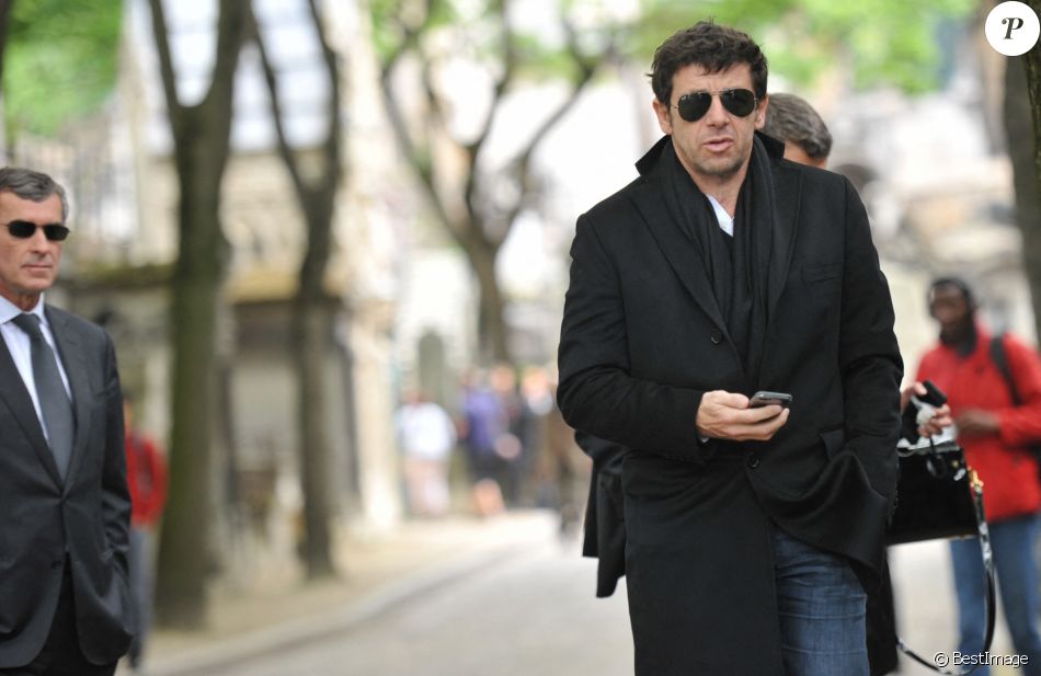 Patrick Bruel - Obsèques de Guy Carcassonne au cimetière de Montmartre à Paris. Le 3 juin 2013