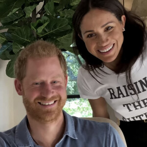 Le prince Harry et Meghan Markle chez eux, à Santa Barbara, en Californie - Extrait de la série Apple TV "The Me You Can't See" dévoilée en mai 2021.