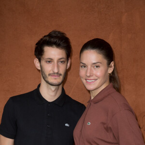 Pierre Niney et Natasha Andrews à Roland-Garros en 2018.