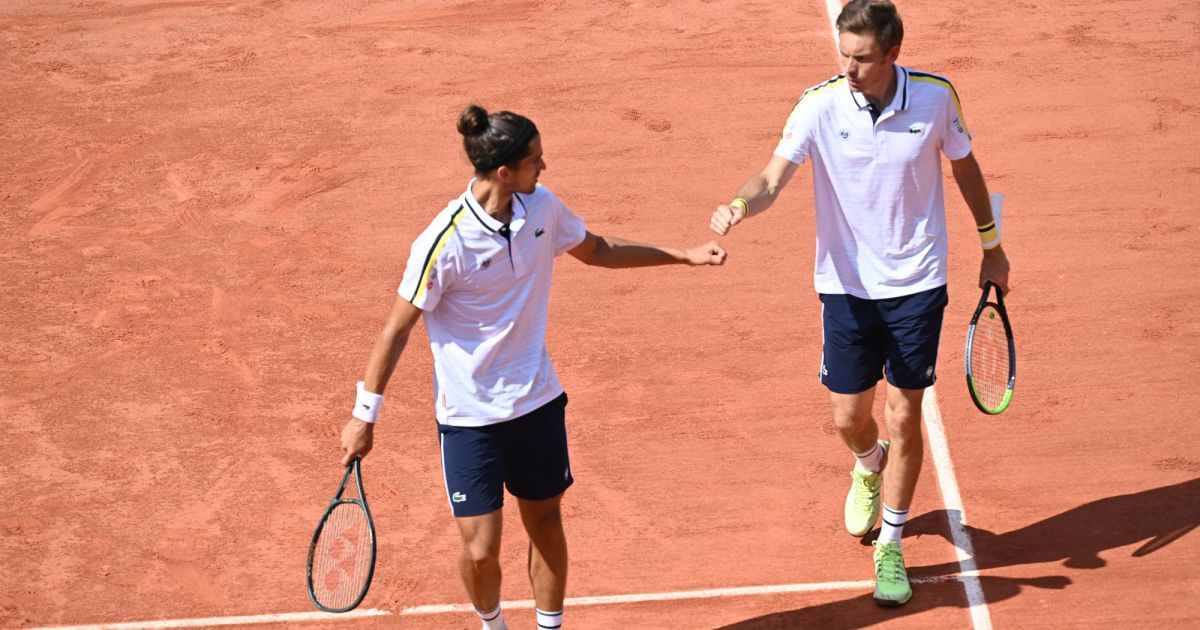 Les français Nicolas Mahut et Pierre-Hugues Herbert à ...