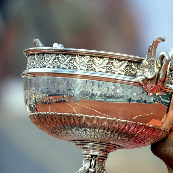 Novak Djokovic - Novak Djokovic s'est imposé face à Stefanos Tsitsipas en finale des internationaux de tennis de Roland Garros à Paris, le 13 juin 2021. © Dominique Jacovides/Bestimage 