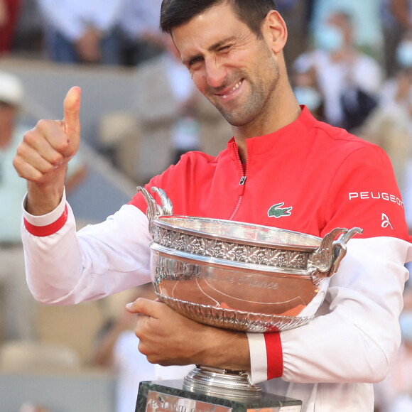 Novak Djokovic - Novak Djokovic s'est imposé face à Stefanos Tsitsipas en finale des internationaux de tennis de Roland Garros à Paris, le 13 juin 2021. © Dominique Jacovides/Bestimage 