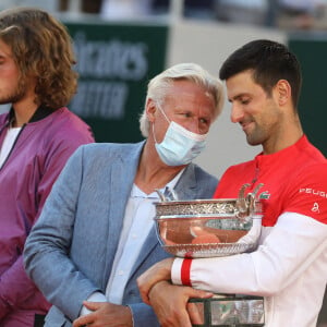 Björn Borg entre Novak Djokovic et Stefanos Tsitsipas - Novak Djokovic s'est imposé face à Stefanos Tsitsipas en finale des internationaux de tennis de Roland Garros à Paris, le 13 juin 2021. © Dominique Jacovides/Bestimage 