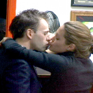 Angelina Jolie et son ex-mari Jonny Miller à Los Angeles en janvier 2004.