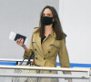 Angelina Jolie arrive à l'aéroport JFK de New York avec ses six enfants Maddox, Pax, Zahara, Shiloh, Vivienne et Knox.
