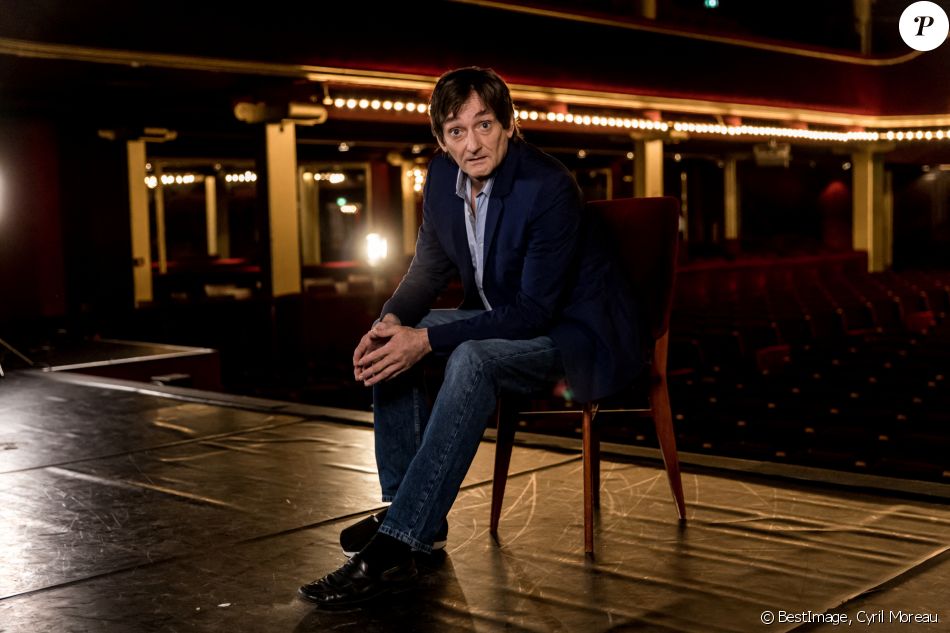 Exclusif - Rendez-vous avec Pierre Palmade au Casino de Paris, pour le documentaire "L'homme qui aime l'humour", qui sera diffusé le 17 juin sur la chaine Comédie puis sur C8. Le 9 mars 2021 © Cyril Moreau / Bestimage