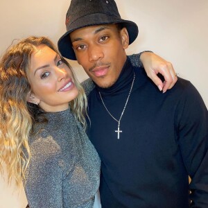 Mélanie Da Cruz, candidate de télé-réalité mariée à son chéri footballeur Anthony Martial. Ils sont parents de l'adorable petit Swan.