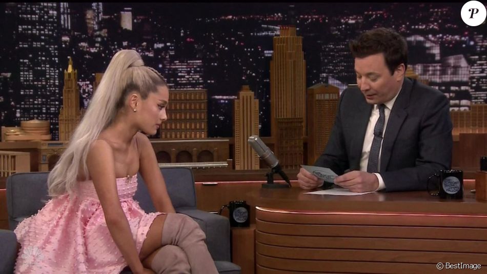 Ariana Grande fait une apparition dans le &quot;Tonight Show&quot; de Jimmy Fallon le 2 mai 2018.