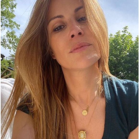 Cécile Siméone pose sur Instagram