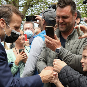Emmanuel Macron est allé voter pour le premier tour des élections régionales et départementales 2021 à la mairie du Touquet, France, le 20 juin 2021. © Stéphane Lemouton/Bestimage