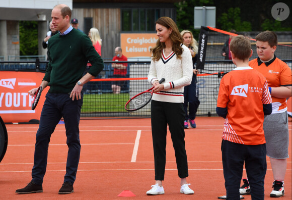 Le prince William, duc de Cambridge, et Catherine (Kate) Middleton, duchesse de Cambridge, rendent visite aux jeunes de la Lawn Tennis Association (LTA) à Édimbourg, Ecosse, Royaume Uni, le 27 mai 2021.