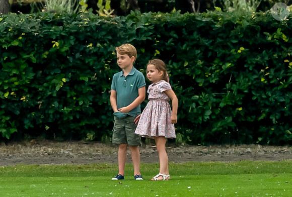 Le prince George de Cambridge et sa soeur la princesse Charlotte de Cambridge lors d'un match de polo de bienfaisance King Power Royal Charity Polo Day à Wokinghan, comté de Berkshire, Royaume Uni, le 10 juillet 2019.