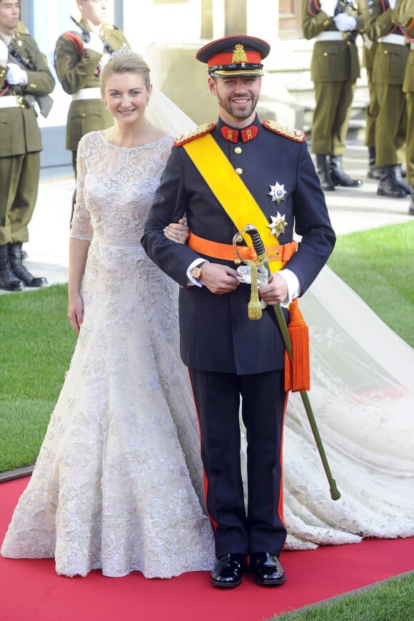 Les mariés, le prince Guillaume de Luxembourg et la comtesse Stephanie de Lannoy - Sorties de la cathedrale Notre-Dame de Luxembourg apres le mariage religieux du prince Guillaume de Luxembourg et de la comtesse Stephanie de Lannoy a Luxembourg, le 20 octobre 2012.