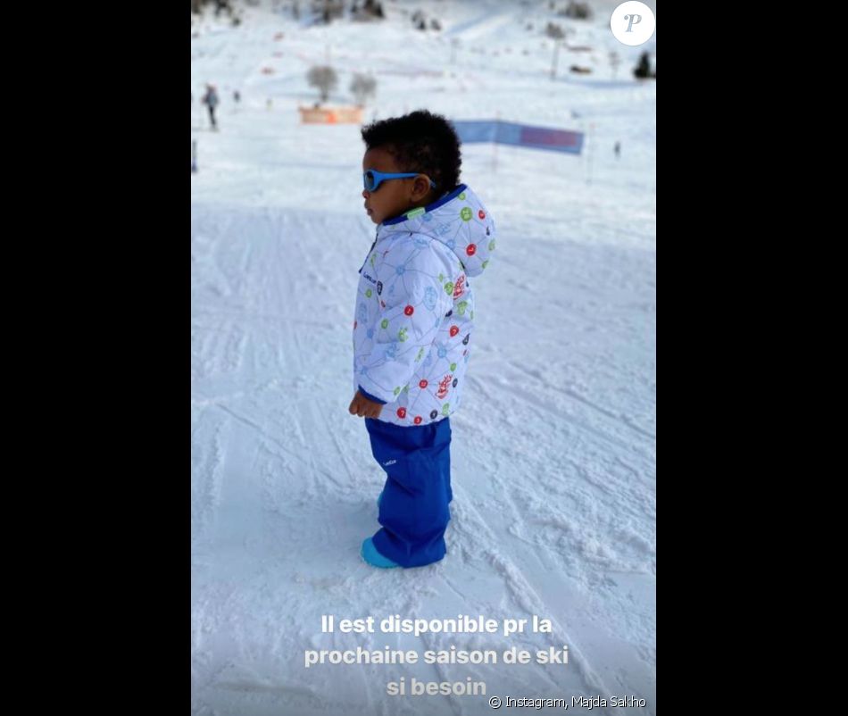 Majda Sakho, l'épouse du footballeur Mamadou Sakho, a publié dans sa story Instagram du 23 juin 2021 plusieurs photos de son mari et leurs trois enfants, Aida, Sienna et Tidiane.