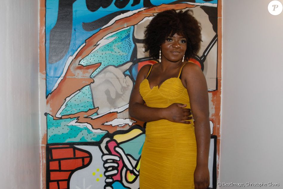 Exclusif - la chanteuse Djeasha (soeur de Gims et Dadju) - Soirée d'ouverture du concept-store "l'avant coureur" à Aubervilliers, le 24 juin 2021. © Christophe Clovis / Bestimage