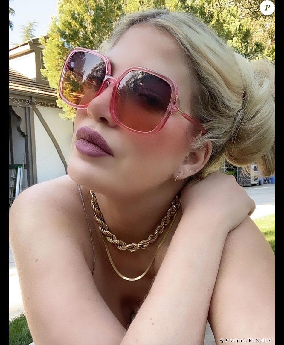 Tori Spelling S Par E De Son Mari Dean McDermott La Fin Pourrait   6358780 Tori Spelling Sur Instagram Le 28 Mars 950x0 1 