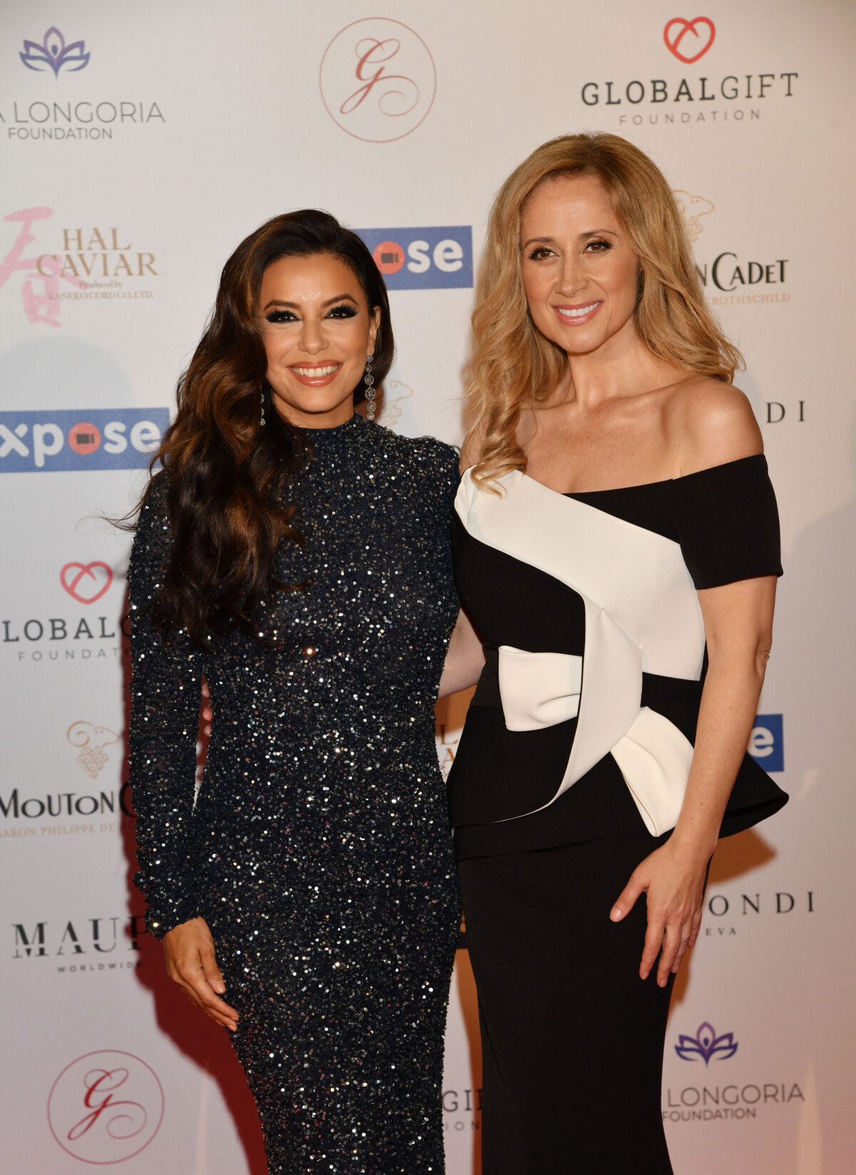 Photo : Eva Longoria et Lara Fabian - Arrivées à la soirée "Global Gift