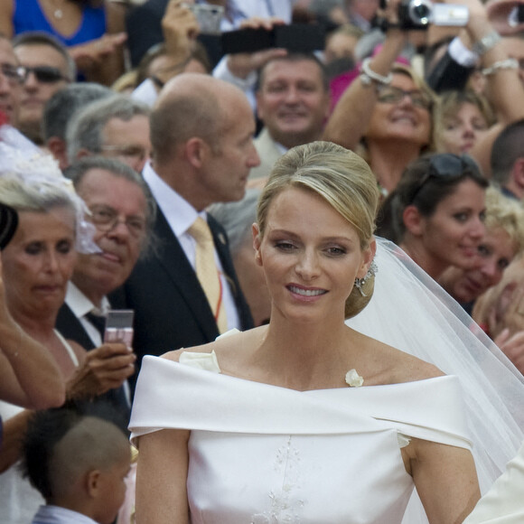 Charlene Wittstock et le prince Albert de Monaco lors de leur mariage religieux à Monaco, le 2 juillet 2011.