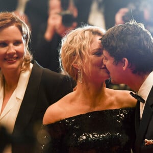 Virginie Efira et son compagnon Niels Schneider - Première de "Sibyl" lors du 72e Festival International du Film de Cannes, le 24 mai 2019.