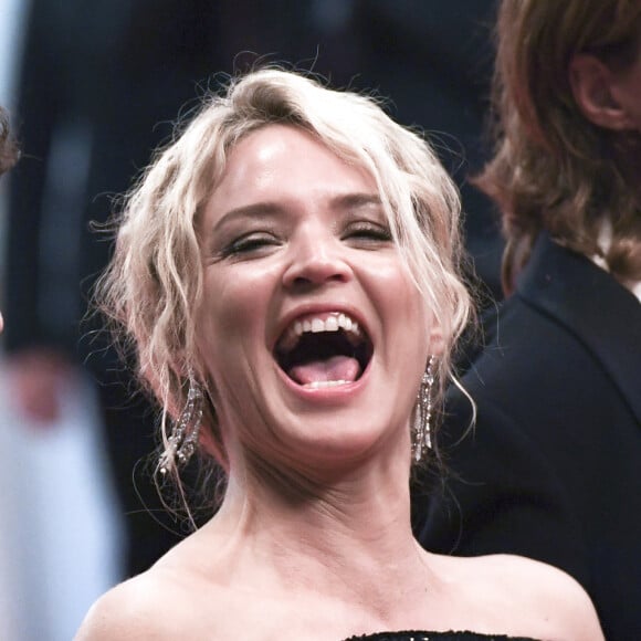 Virginie Efira et son compagnon Niels Schneider - Première de "Sibyl" lors du 72e Festival International du Film de Cannes, le 24 mai 2019.