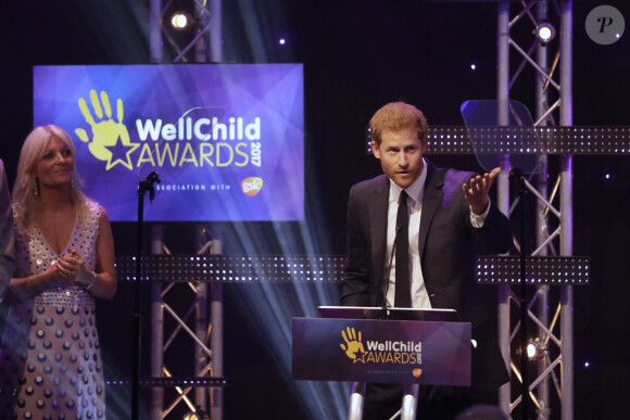Le prince Harry assiste à la soirée de l'association de bienfaisance "WellChild" à l'hôtel Royal Lancaster à Londres. Le 16 octobre 2017