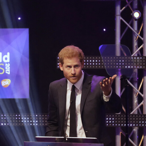 Le prince Harry assiste à la soirée de l'association de bienfaisance "WellChild" à l'hôtel Royal Lancaster à Londres. Le 16 octobre 2017