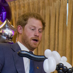 Nellie-Mai Evans, 9 ans (Prix "Inspirational Young Person") - Le prince Harry a prononcé un discours lors de la cérémonie de remise des prix "WellChild", qui récompense le courage des enfants malades et de leurs familles, à Londres. Le 5 octobre 2015