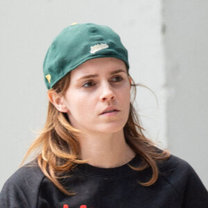 Exclusif - Emma Watson arrive à l'aéroport de JFK à New York, le 17 mai 2019.