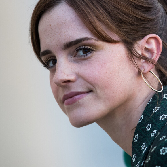 Emma Watson - Les participants à la réunion du conseil consultatif pour l'égalité entre les femmes et les hommes sont accueillis par Brigitte Macron au palais de l'Elysée à Paris le 19 février 2019. © Cyril Moreau / Bestimage