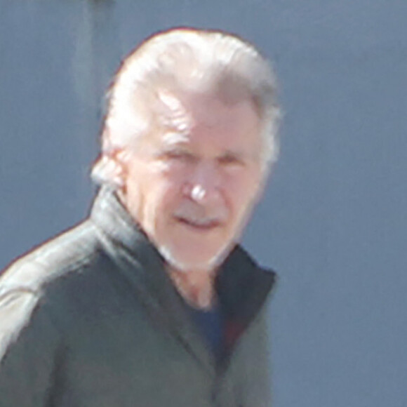 Harrison Ford dans la rue à Los Angeles le 11 février 2021. 