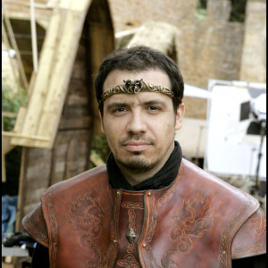 Archives - Alexandre Astier dans "Kaamelott" en 2005.