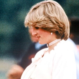 Archives - Diana Spencer enceinte de William à Windsor. 