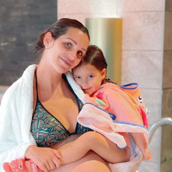 Julia Paredes et sa fille Luna, juin 2021