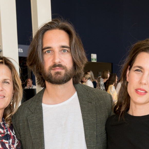 Exclusif - Virginie Coupérie Eiffel (Présidente de Paris Eiffel Jumping), Dimitri Rassam, sa femme Charlotte Casiraghi dans la tente VIP lors du Longines Paris Eiffel Jumping au Champ de Mars à Paris, le samedi 6 juillet 2019. © Luc Castel/Bestimage