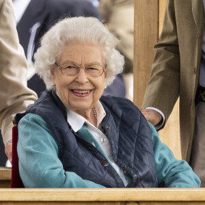 La reine Elisabeth II d'Angleterre lors du "Royal Windsor Horse Show" à Windsor.