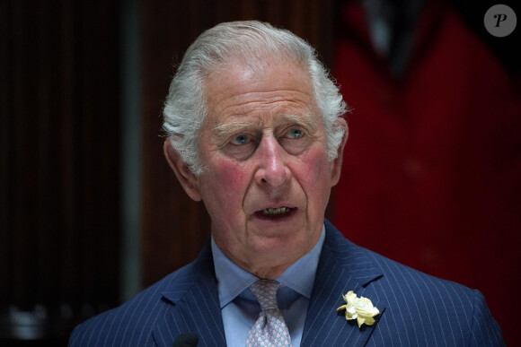 Le prince Charles, prince de Galles, en visite le siège du marché de l'assureur britannique Lloyd's à Londres. 