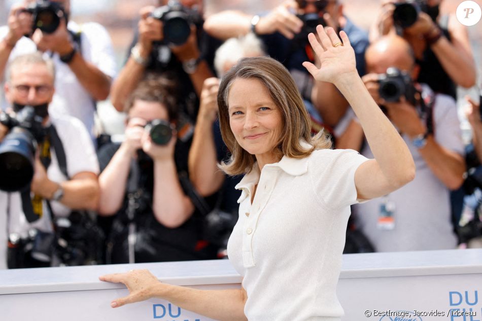 Jodie Foster (Palme d'Or d'Honneur du 74ème festival du film de Cannes) - Photocall avec Jodie Foster, Palme d'Or d'Honneur lors du 74ème Festival International du film de Cannes, France, le 6 juillet 2021. © Jacovides / Moreau / Bestimage
