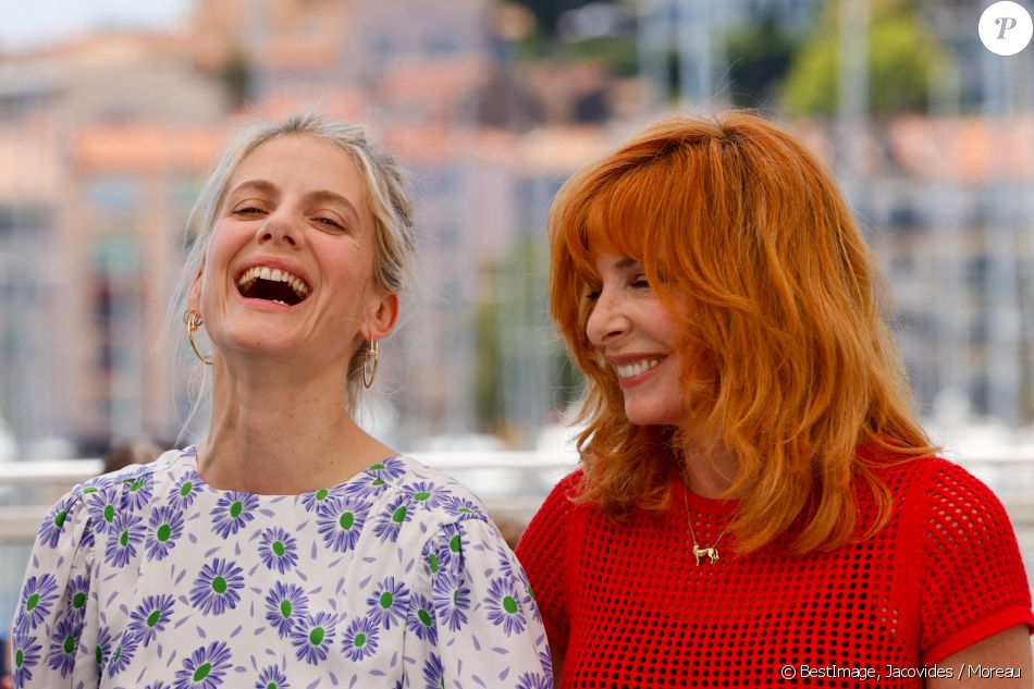 Mélanie Laurent, Mylène Farmer au photocall du jury officiel du 74ème festival international du film de Cannes le 6 juillet 2021 © Jacovides / Moreau / Bestimage
