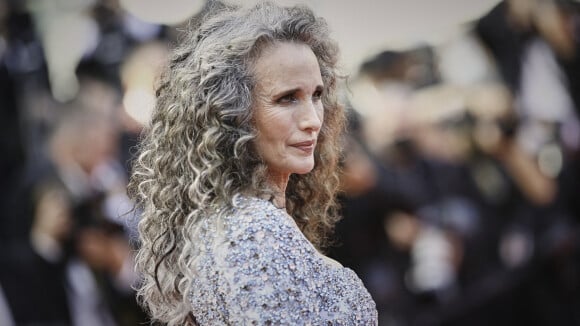 Andie MacDowell assume ses cheveux gris : l'actrice sublime à Cannes