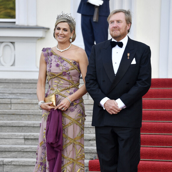 Le roi Willem-Alexander et la reine Maxima des Pays-Bas lors du dîner d'Etat organisé en leur honneur au Château de Bellevue, dans le cadre de leur visite officielle de 3 jours en Allemagne. Berlin, le 5 juillet 2021. © Future-Image via Zuma Press/Bestimage