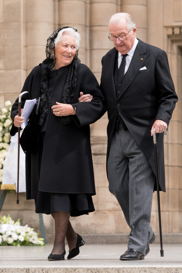 Le roi Albert II de Belgique et la reine Paola de Belgique - Obsèques de S.A.R. le Grand-Duc Jean de Luxembourg en la cathédrale Notre-Dame à Luxembourg le 4 mai 2019.