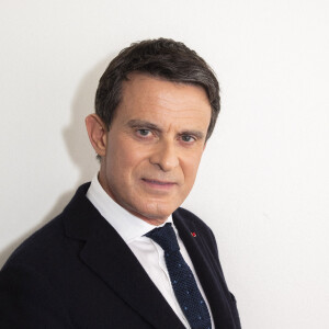 Exclusif - Manuel Valls - Pour son livre : " Pas une goutte de sang français " chez Grasset. - Backstage de l'émission OEED (On Est En Direct) , présentée par Laurent Ruquier et diffusée en direct le 27/03/21 sur France2 © Jack Tribeca / Bestimage