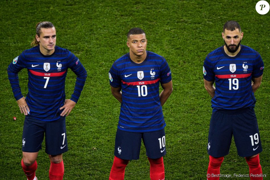 Static1 Purepeople Com Articles 7 44 46 07 Antoine Griezmann Kylian Mbappe Et Kari 950x0 2 Jpg