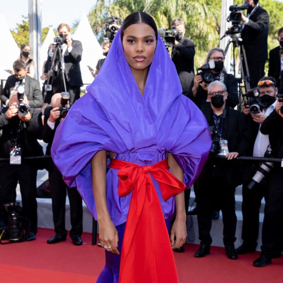 Tina Kunakey - Montée des marches du film " Benedetta " lors du 74ème Festival International du Film de Cannes © Borde-Jacovides-Moreau / Bestimage