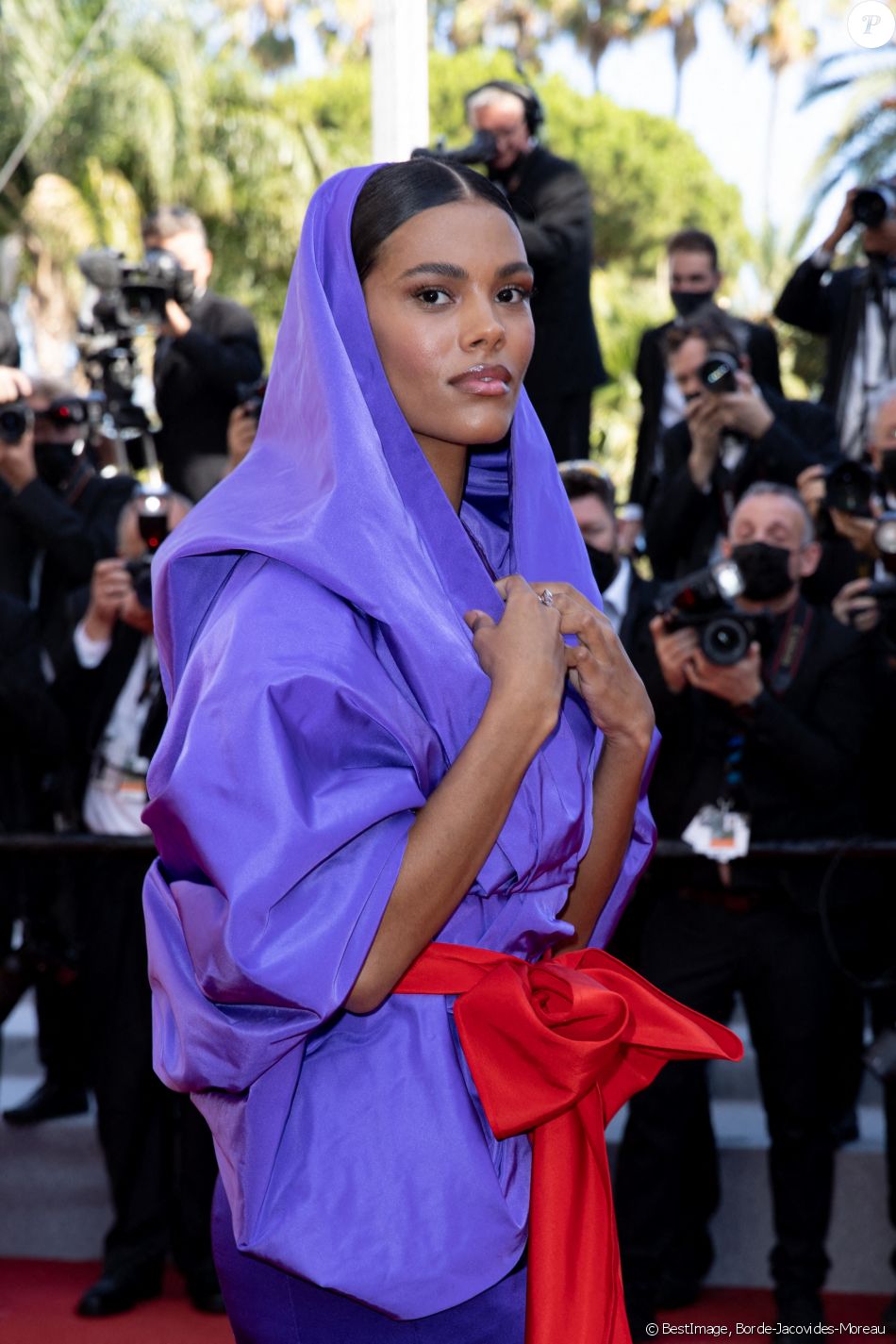 Tina Kunakey - Montée des marches du film "Benedetta" lors du 74ème Festival International du Film de Cannes. Le 9 juillet 2021 © Borde-Jacovides-Moreau / Bestimage