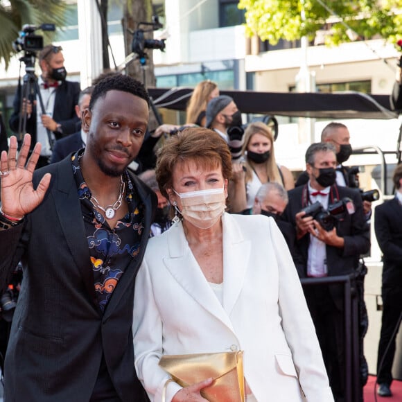 Dadju et Roselyne Bachelot - Montée des marches du film " Benedetta " lors du 74ème Festival International du Film de Cannes. Le 9 juillet 2021 © Borde-Jacovides-Moreau / Bestimage