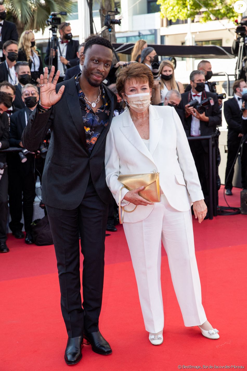 Dadju et Roselyne Bachelot - Montée des marches du film " Benedetta " lors du 74ème Festival International du Film de Cannes. Le 9 juillet 2021 © Borde-Jacovides-Moreau / Bestimage