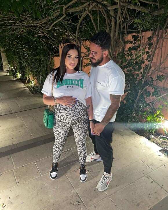 Liam Di Benedetto enceinte de son deuxième enfant, une petite fille, avec Christophe Dicranian sur Instagram.